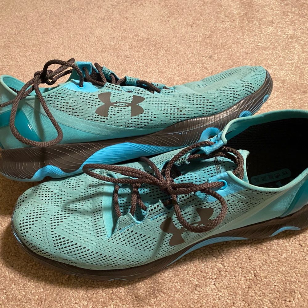 Mens Under Armour Speedform Shoes - Size 11.5